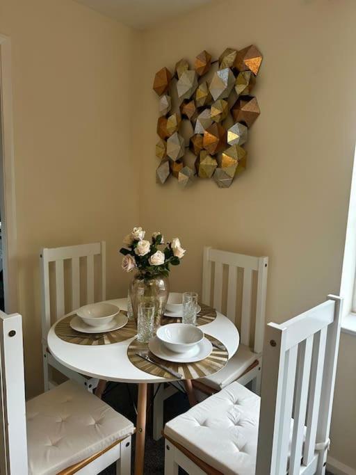 Stylish 2 Bedrooms Flat In A Quiet Cul-De-Sac Area, Near Sheffield City Centre With Free Parking Zewnętrze zdjęcie