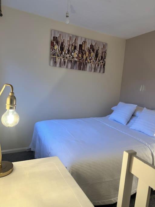 Stylish 2 Bedrooms Flat In A Quiet Cul-De-Sac Area, Near Sheffield City Centre With Free Parking Zewnętrze zdjęcie