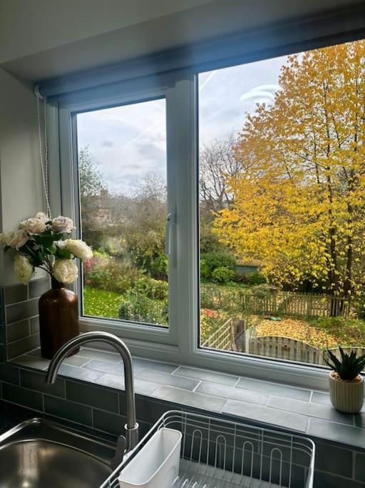 Stylish 2 Bedrooms Flat In A Quiet Cul-De-Sac Area, Near Sheffield City Centre With Free Parking Zewnętrze zdjęcie